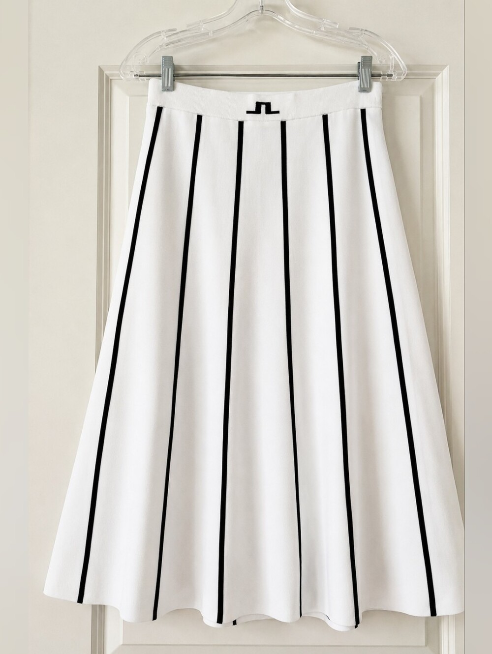 NWT J.Lindeberg Sally Knitted Golf Tennis Skirt White Built-In Shorts Size S